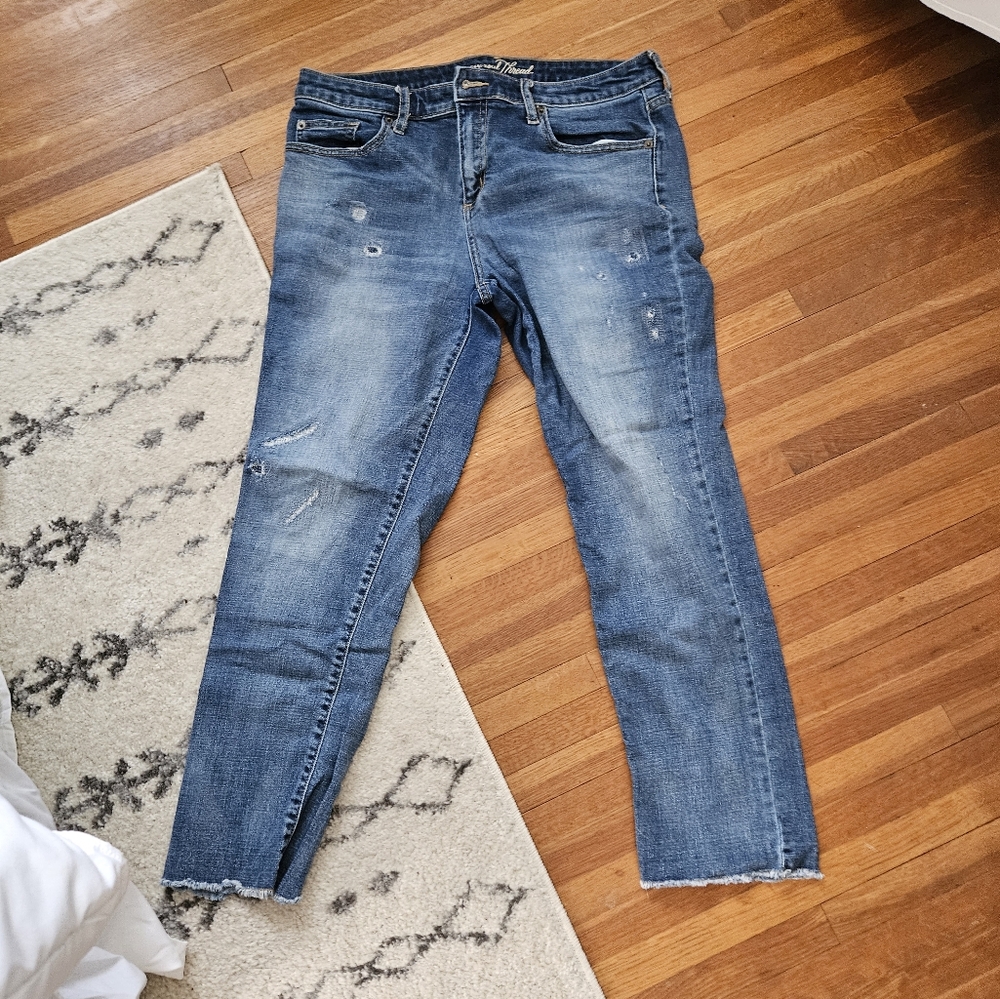 Universal Thread Jeans